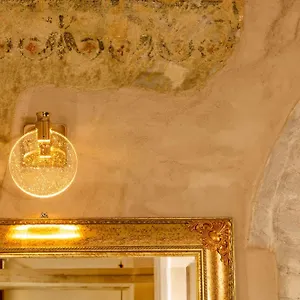 Palazzo Falcinelli Luxury In Center With Air Conditioning And Elevator Guest house