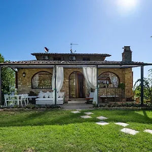 Mikipongtwo Holiday home